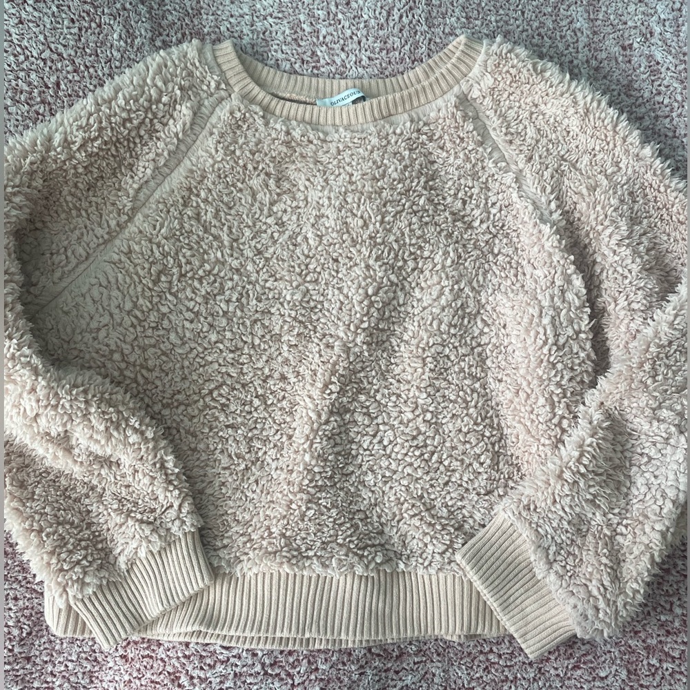 Cropped light pink sweatshirt